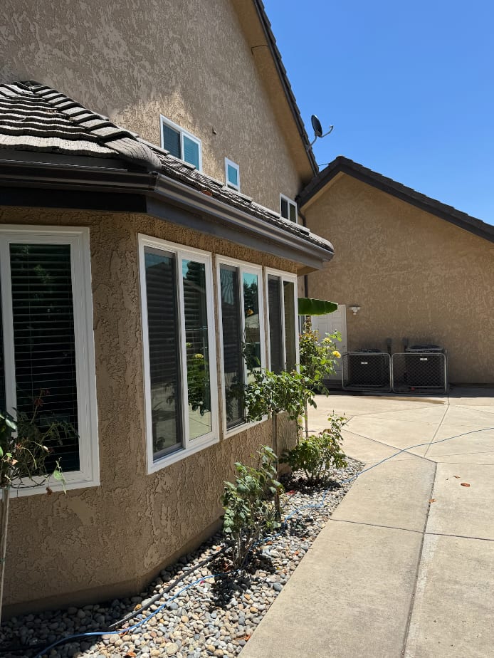 Window Cleaning job by LUCENT in Clovis 4